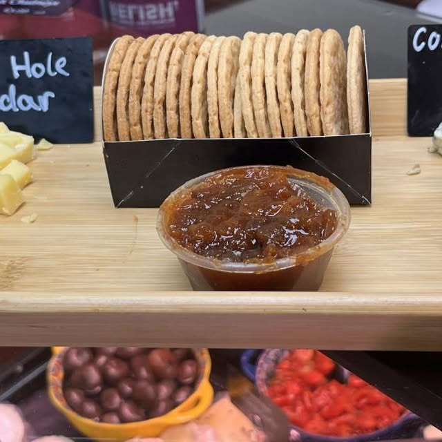 Crackers and chutney